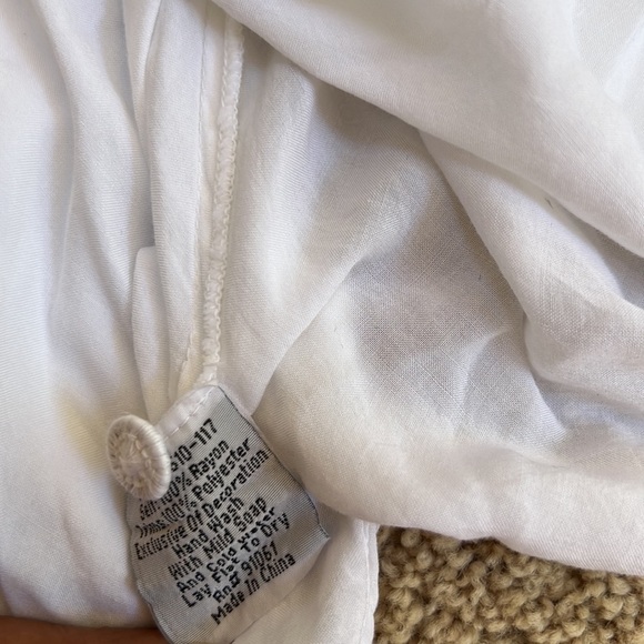 NWT! BIYA Johnny Was Size L white Saverio rayon embroidered top - Picture 13 of 13